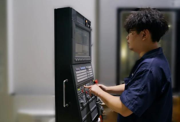 张天豪|新工匠精神：微米级精度的坚守